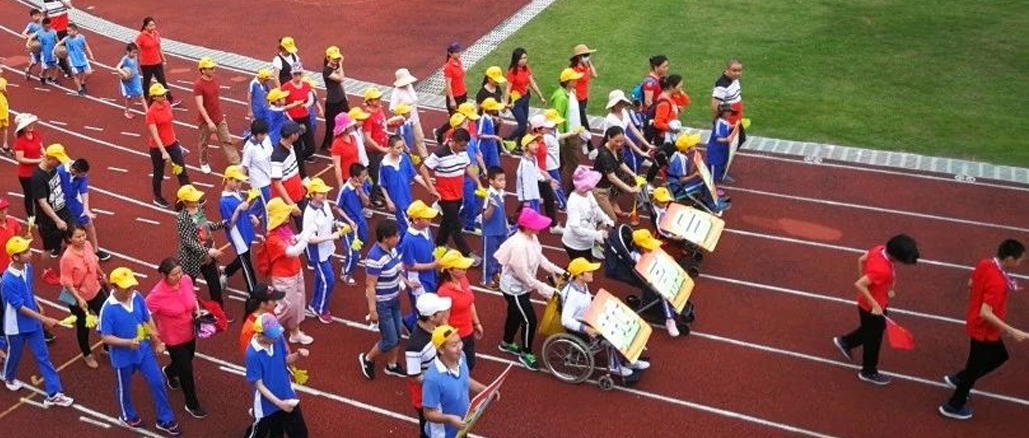 为爱行动 · 尊龙凯时走进特殊学校，，，，，温暖孩子青春梦